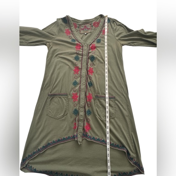 Johnny Was Olive Green Long Sleeve Floral Embroidery Button Cardigan Size Large - Picture 11 of 12